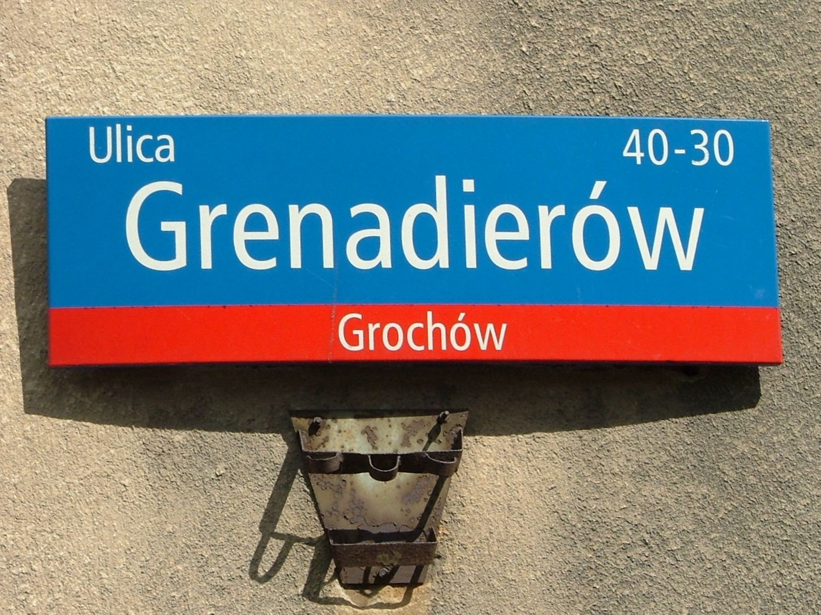 Ulica Grenadierów na Grochowie, niedaleko Komorskiej